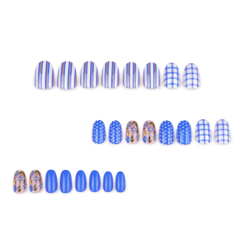 Faux ongles à rayures bleues et blanches