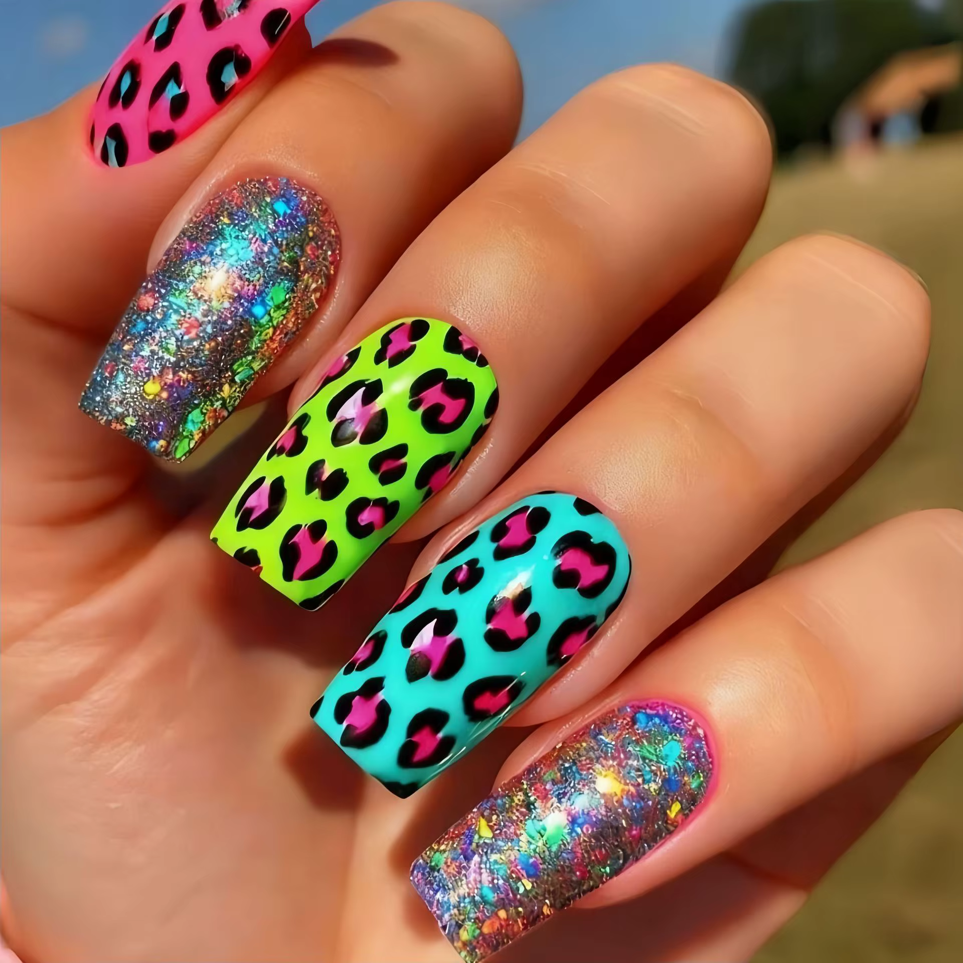 Faux ongles courts, mi-longs