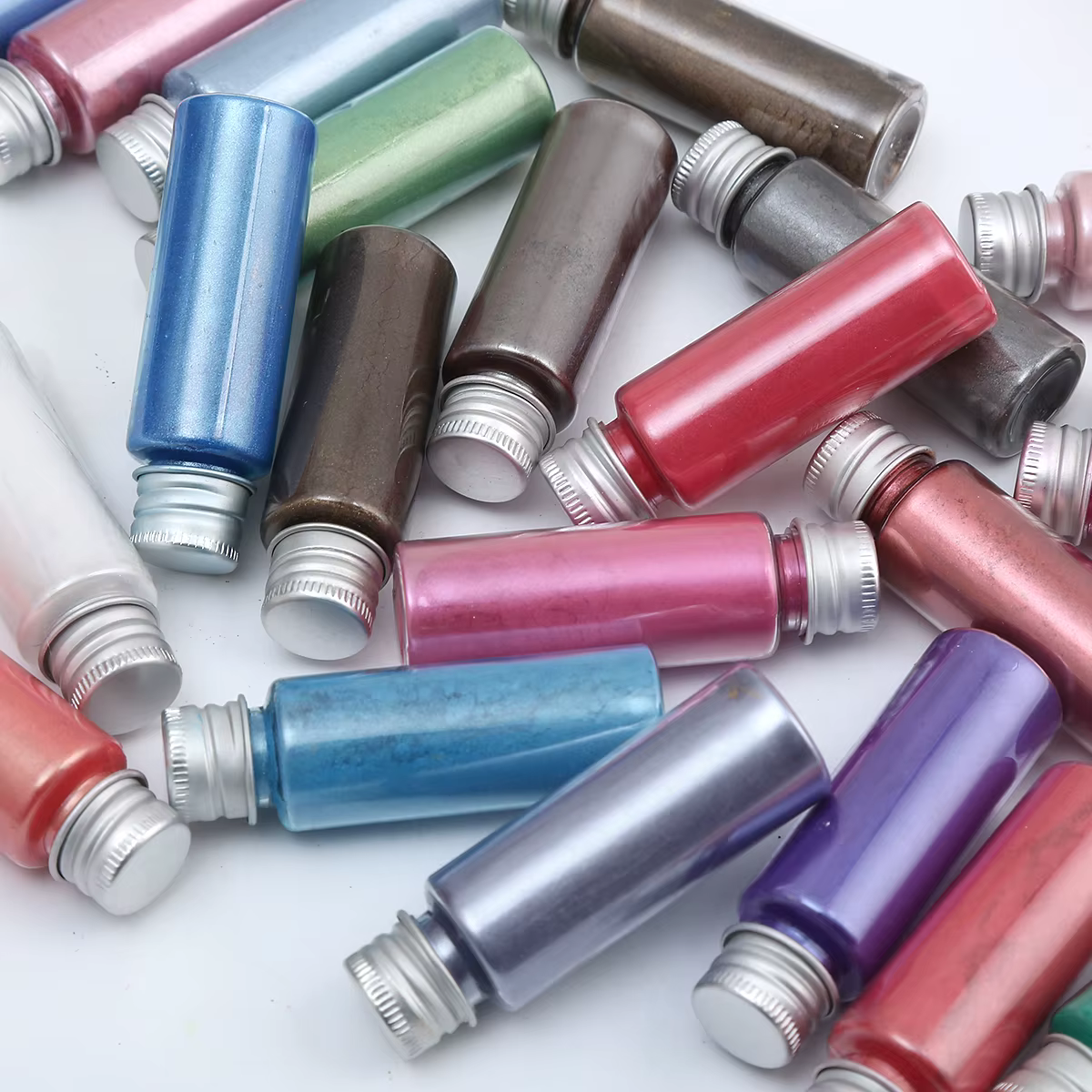 Pigment en poudre de mica perlée colorée pour ongles