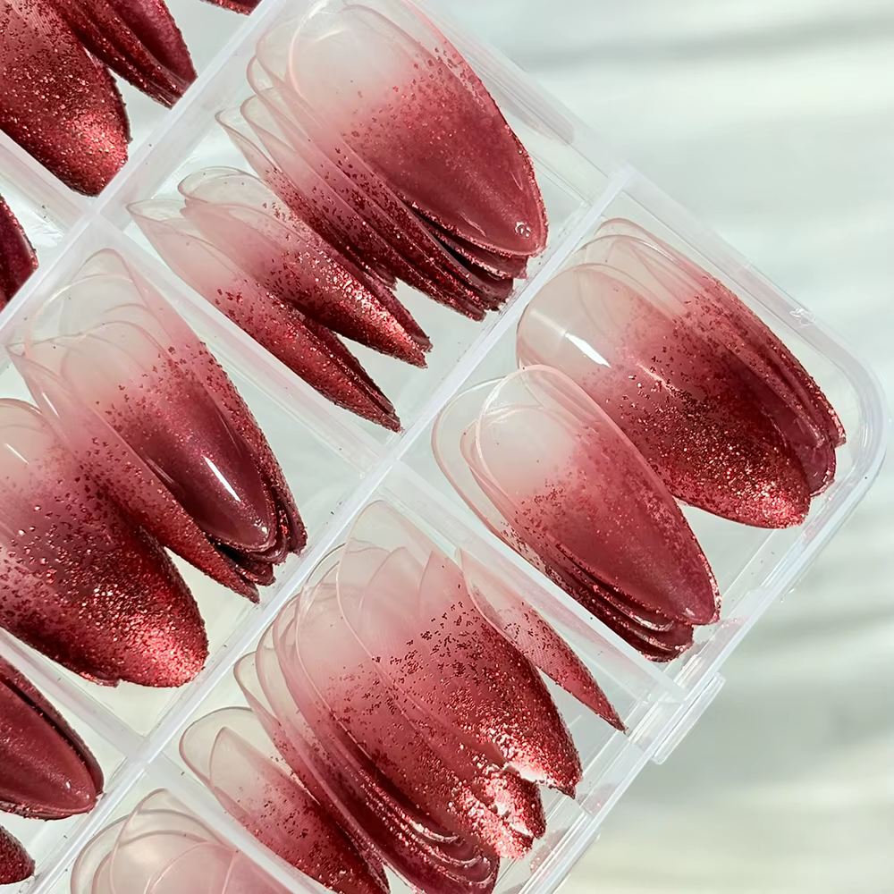 144 faux ongles en boîte