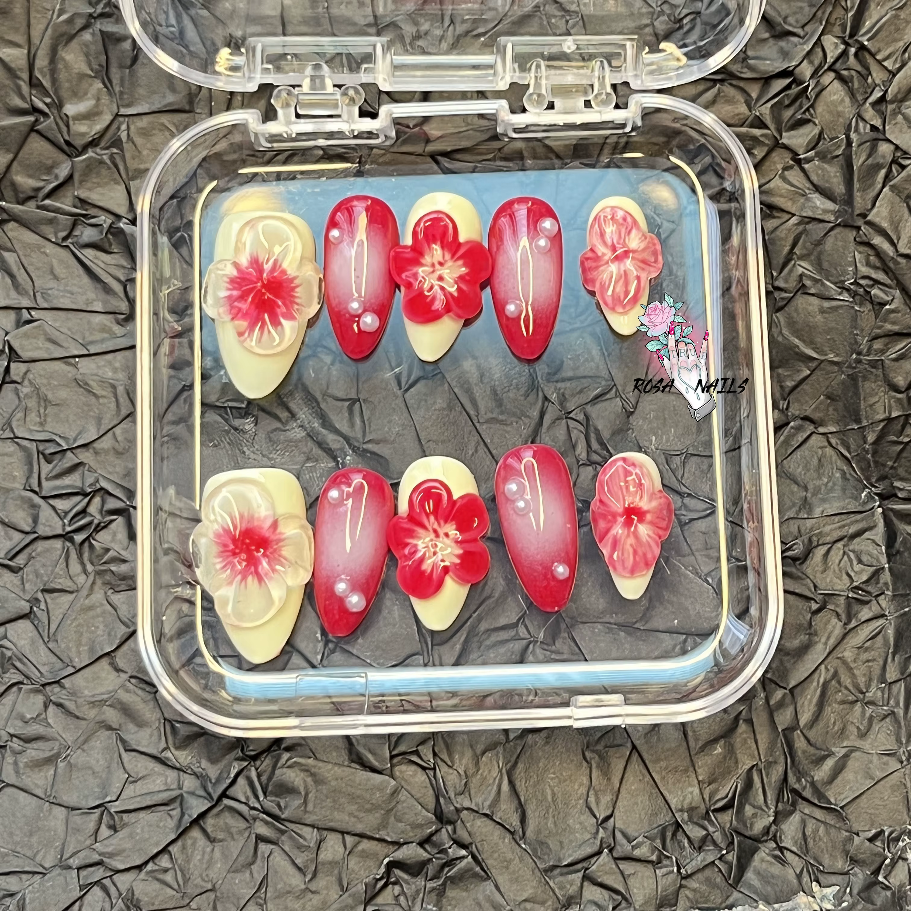 Fleurs sculptées peintes à la main pour Nail Art