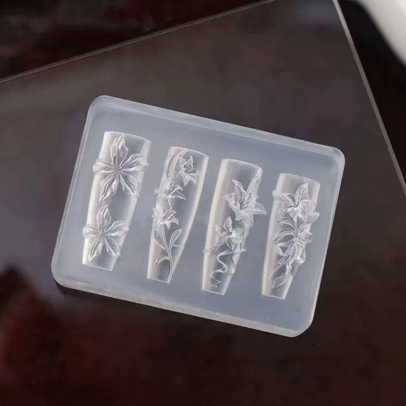 Moule à ongles - Modèles incurvés de sculpture 3D pour fleurs de lys