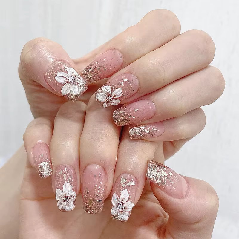 Faux ongles mi-longs pour femmes et filles
