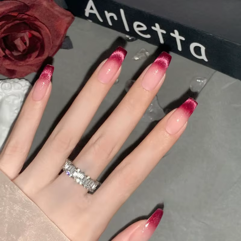 Faux ongles French Coffin N64.avec colle