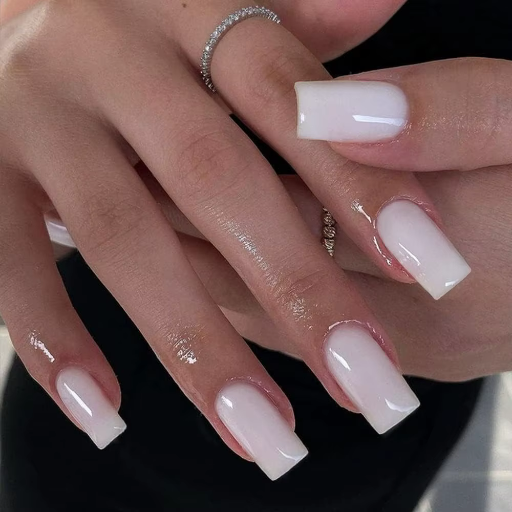 ARTAUG 24 pièces presse sur ongles moyen blanc carré