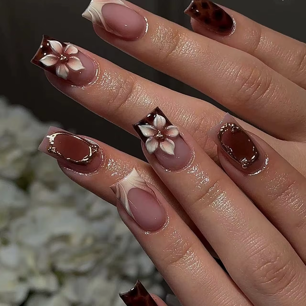 Faux ongles carrés moyens 3D pour femmes et filles
