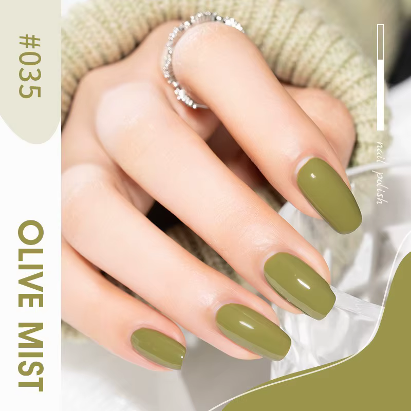 Nouveau vernis à ongles pour l'été