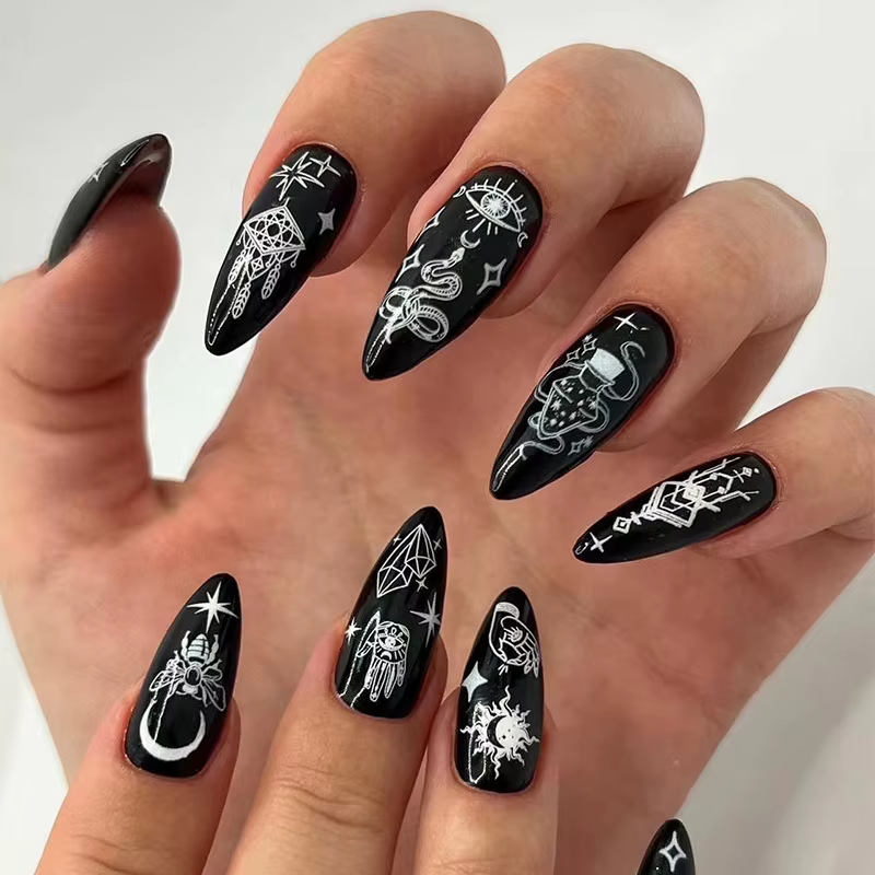 Style bohème bleu blanc amour Totems Nail Art mode français faux ongles détachable fini