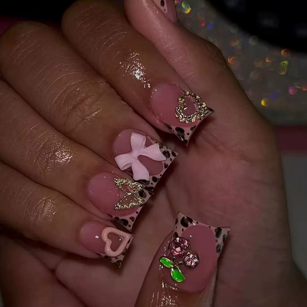 24 faux ongles courts carrés imprimé léopard