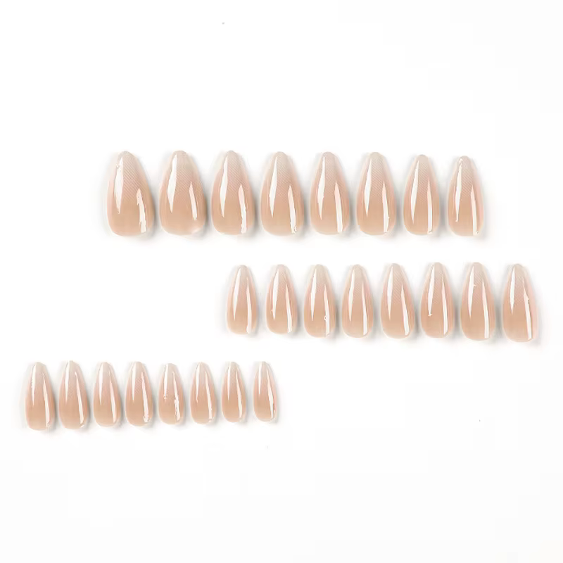 24 faux ongles en forme de goutte d'amande