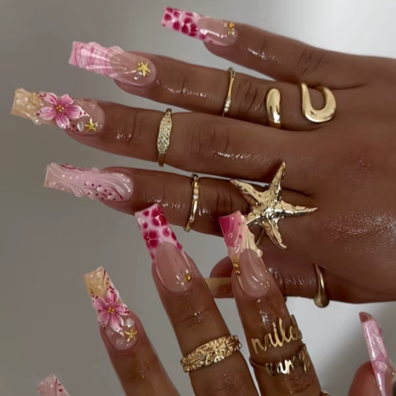 Faux ongles carrés moyens avec colle