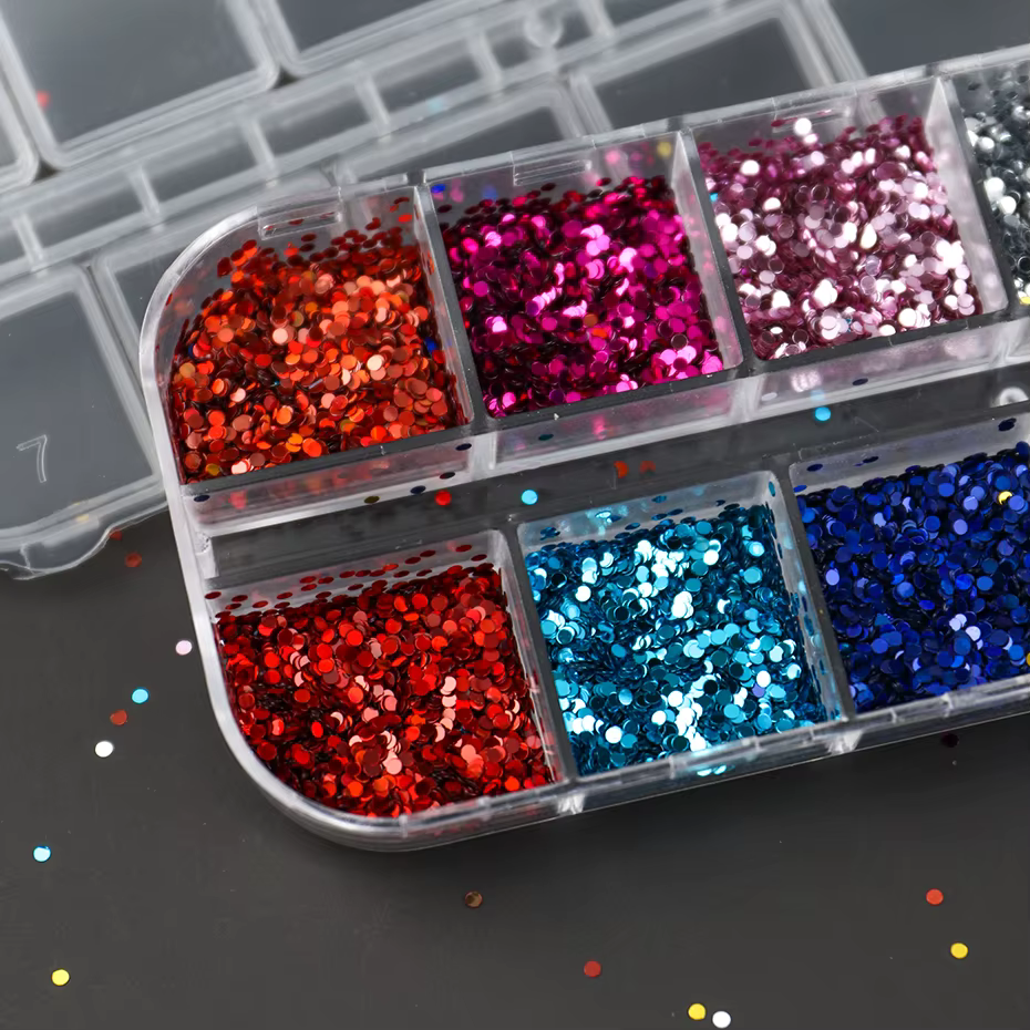 12 compartiments de mini-paillettes à pois pour nail art