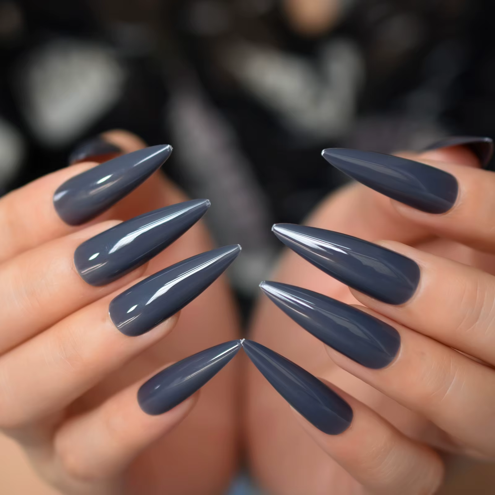 Presse sur faux ongles stiletto longue taille couleurs unies finitions brillantes pour femmes filles art à la main design simple