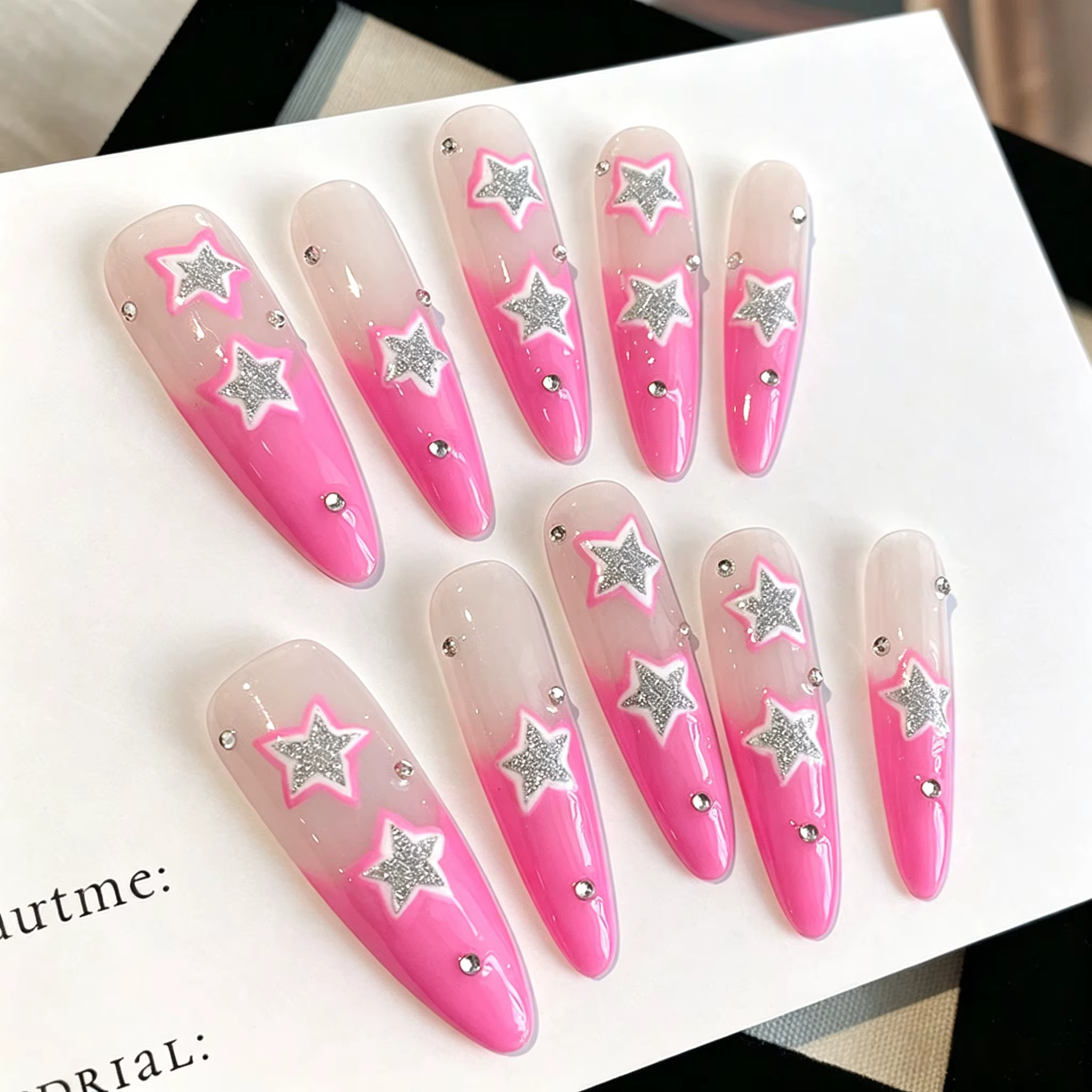 Lot de 10 faux ongles roses à strass en forme d'étoile pour la Saint-Valentin