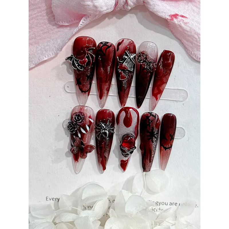 10 pièces ongles faits à la main Goth 10