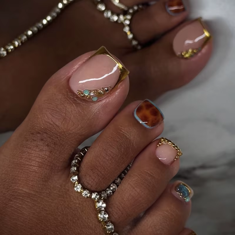 Faux ongles français pour orteils
