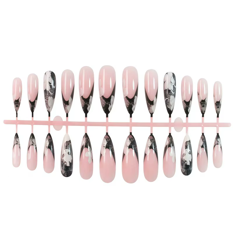 24 faux ongles français pointus en dentelle noire faits à la main