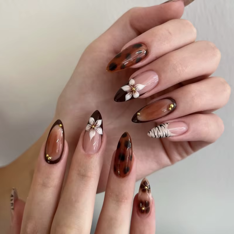 Automne faux ongles pour femmes bricolage manucure 24 pièces amande presse