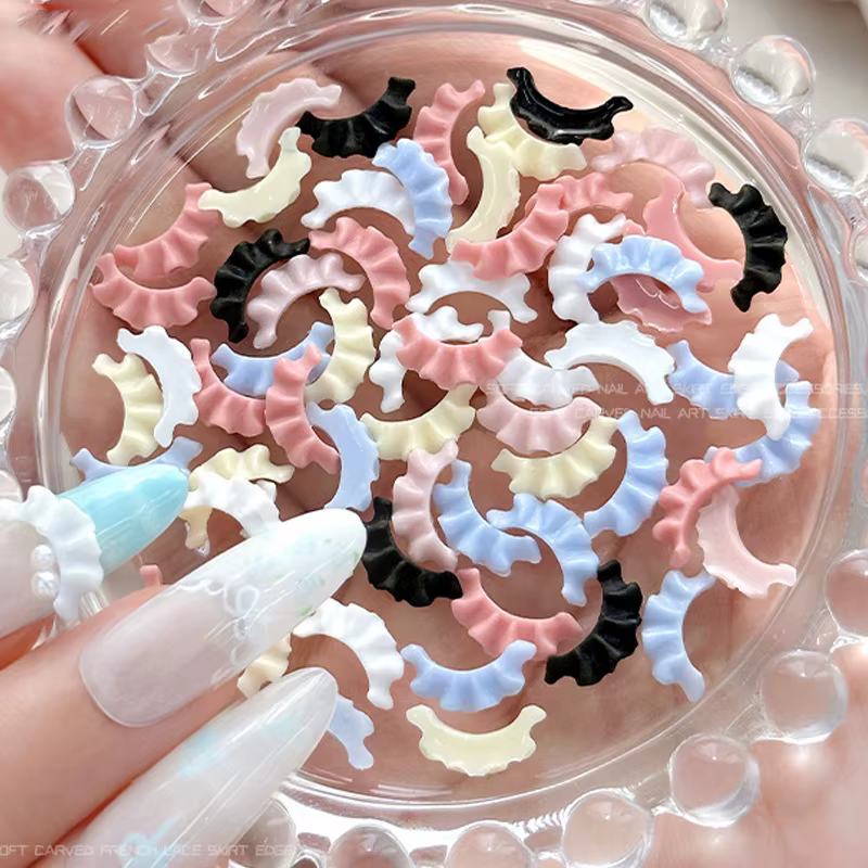 Décorations pour ongles en dentelle sculptée française