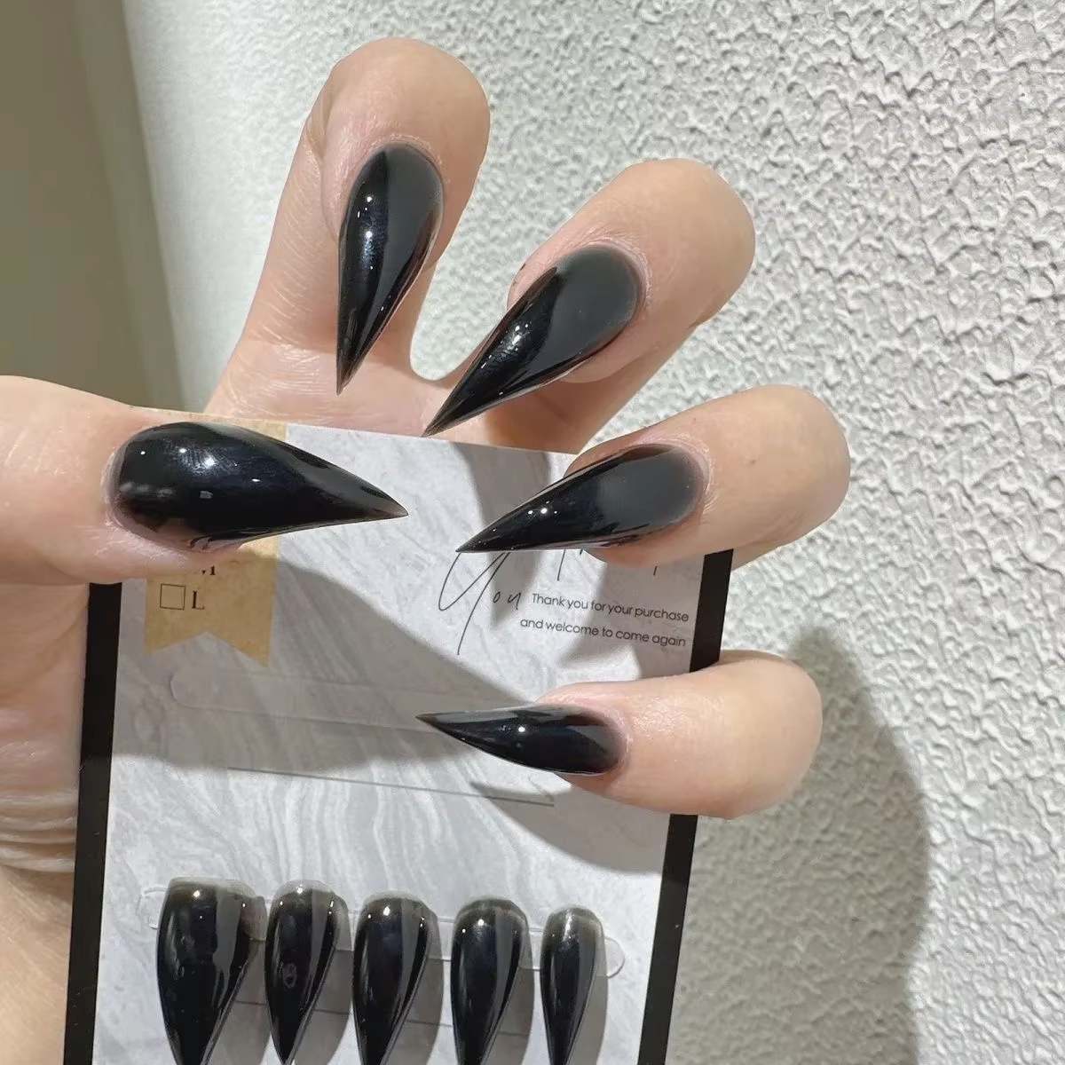 Presse à griffes en forme de Dragon sur les ongles