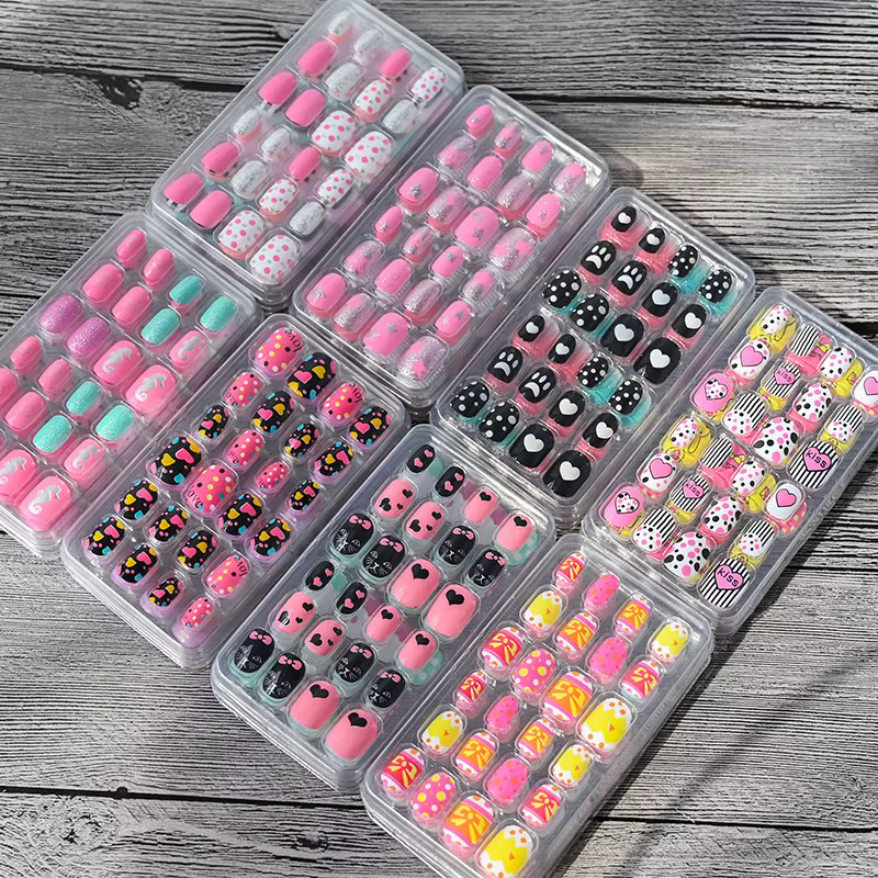 24 pièces/boîte Faux ongles pour enfants