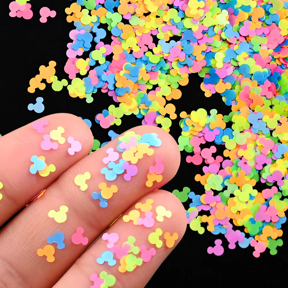 Paillettes fluorescentes tête de Mickey pour ongles