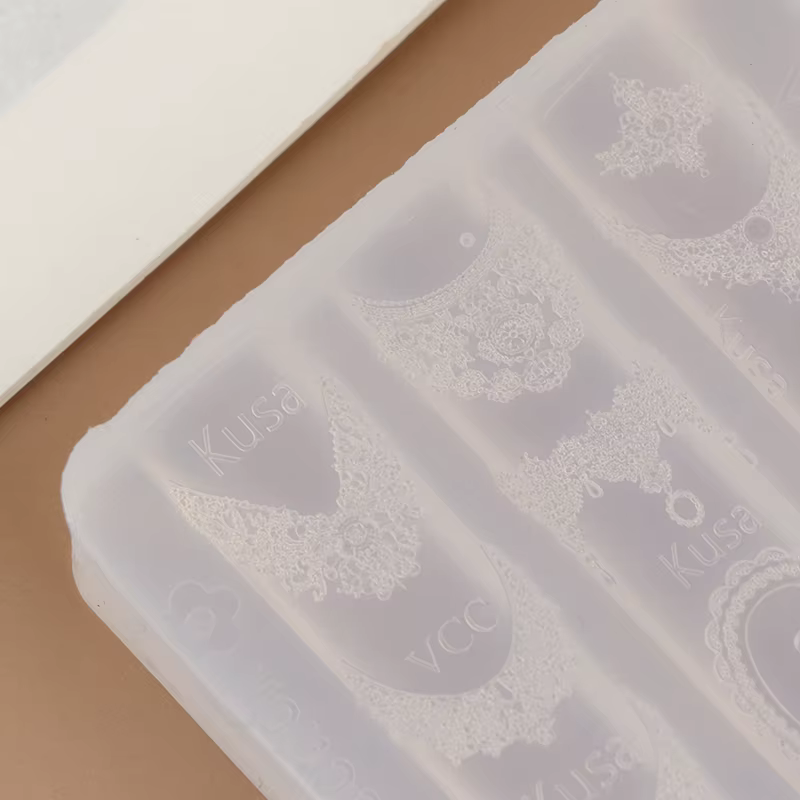 Moule à ongles en dentelle transparente pour femmes