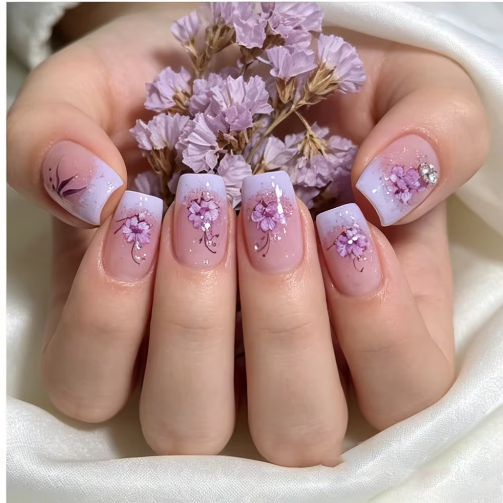 24 faux ongles autocollants brillants motif fleur violette
