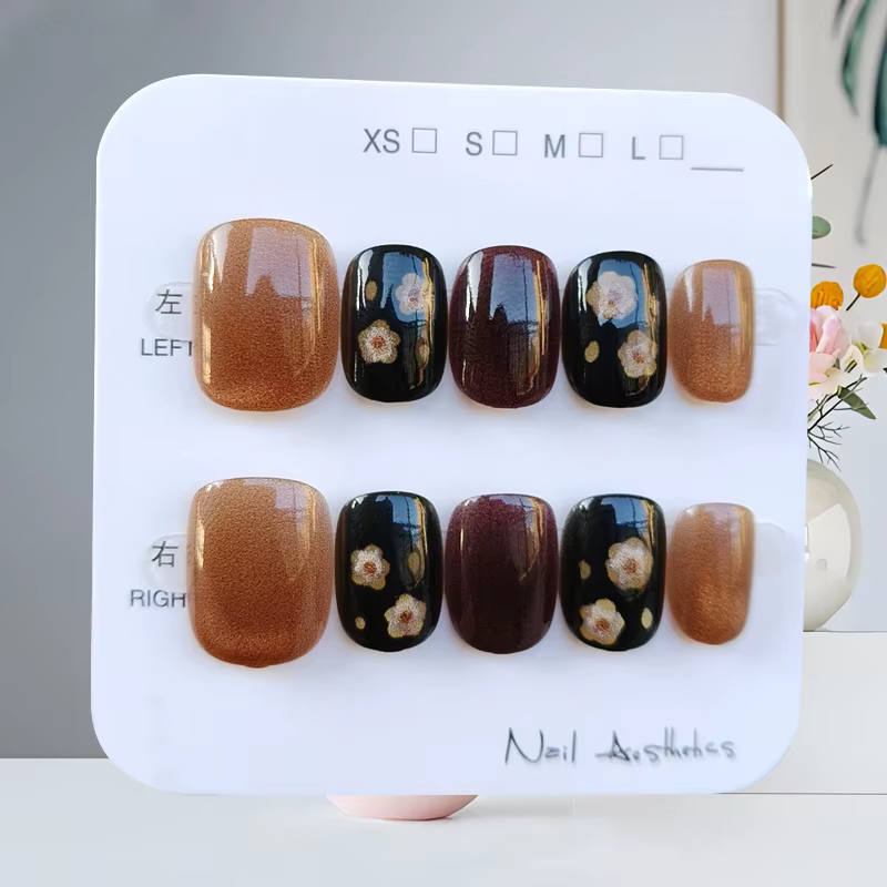 10 pièces Vintage Style français noir et or Floral Nail Art portable autocollant pour ongles presse