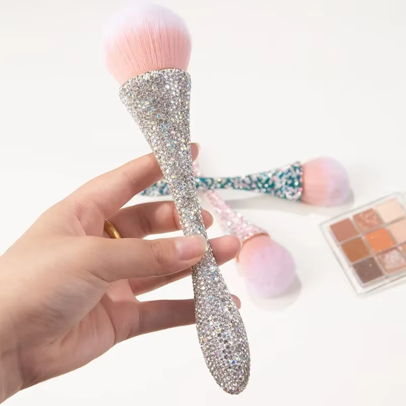 Pinceau à ongles luxueux à poignée scintillante