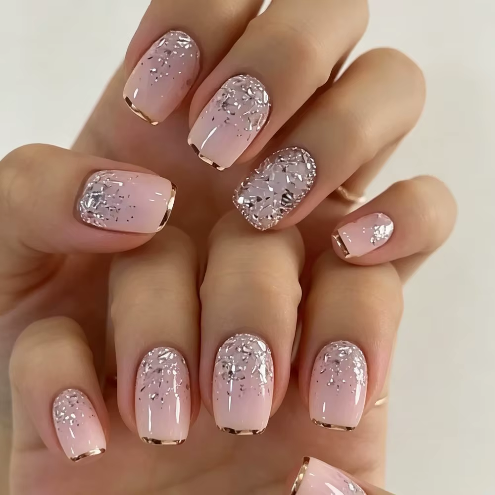 Faux ongles carrés moyens pour femmes et filles