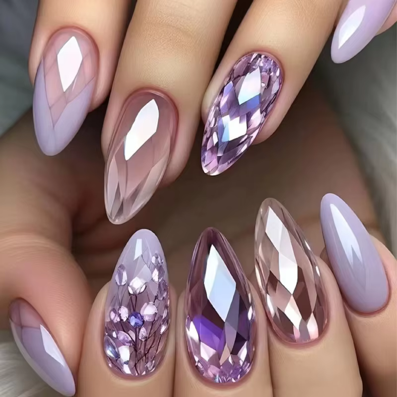 Faux ongles violet N64.avec grille imprimée