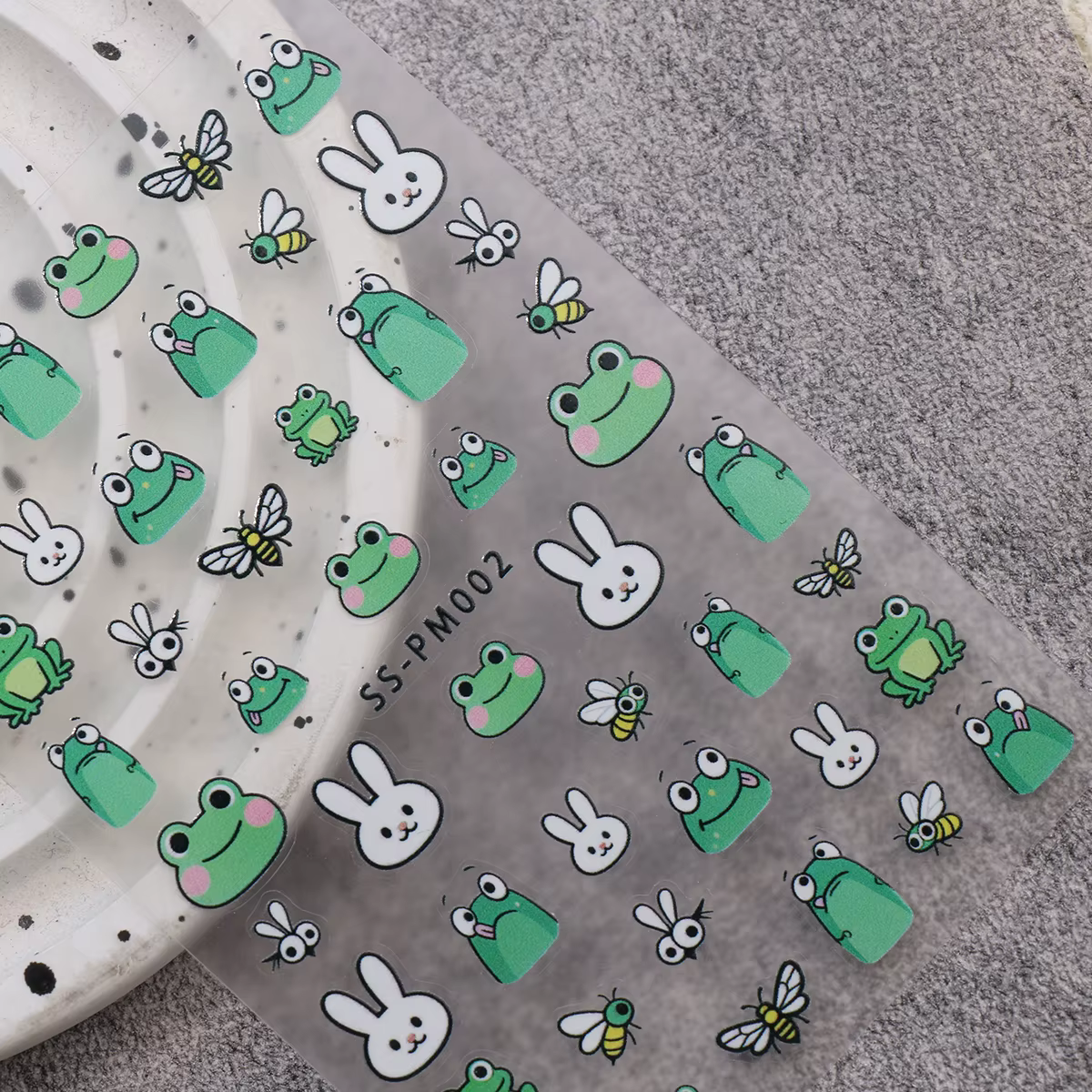 Autocollants pour ongles mignons en forme de grenouille de dessin animé et d'avocat