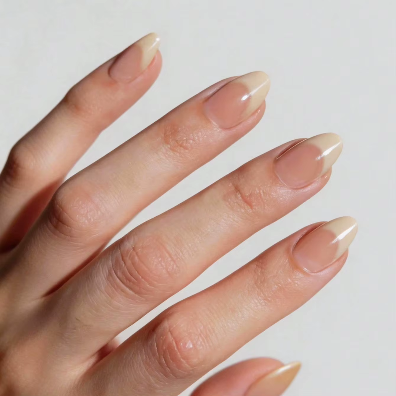 96 faux ongles en acrylique courts en forme d'amande