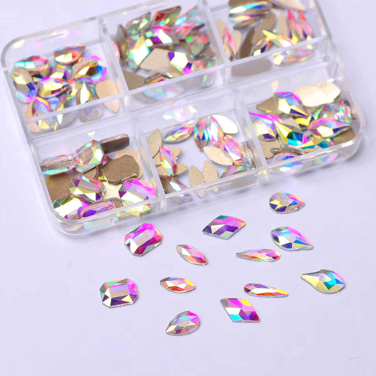 Strass en cristal de forme mixte