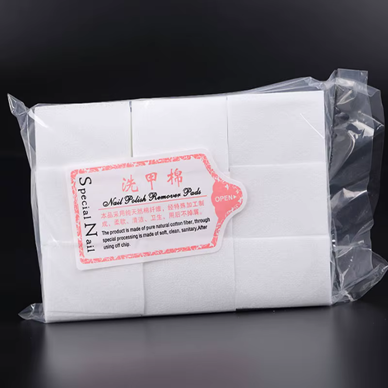 Lingettes dissolvant de vernis à ongles