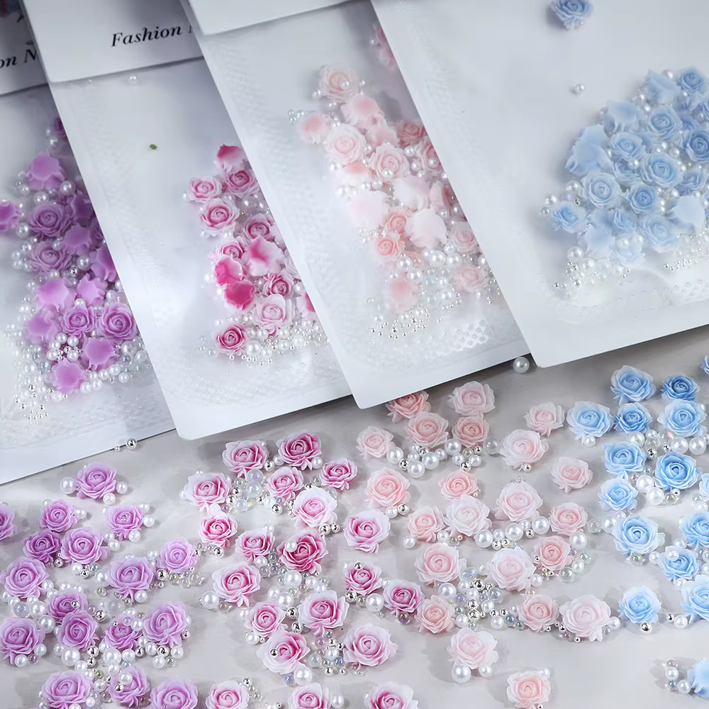 30 pièces Rose Rose fleur 3D ongles strass décoration ongles bijoux coloré mixte perle perles breloques saint valentin Nail Arts approvisionnement