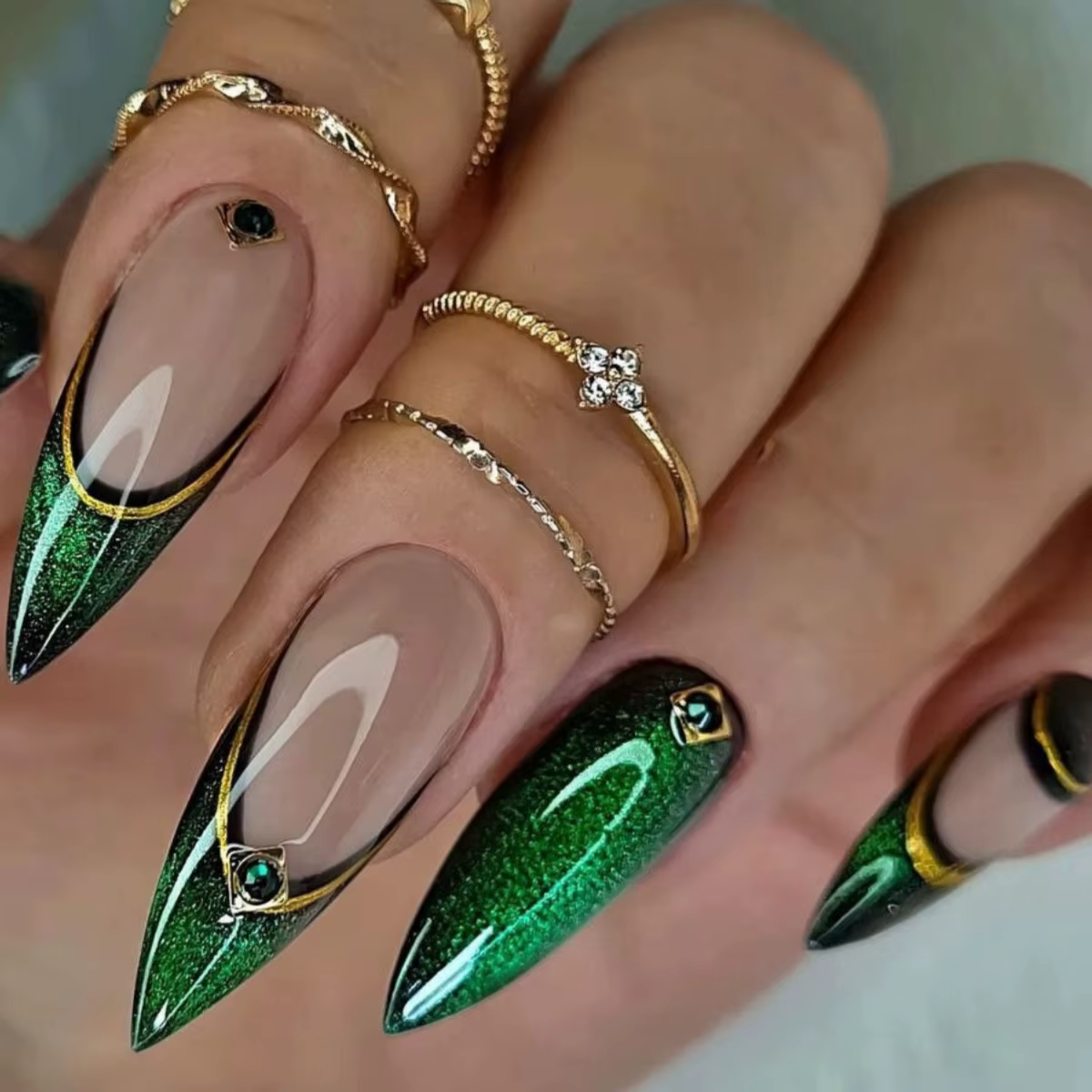 Faux ongles mi-longs pour femmes