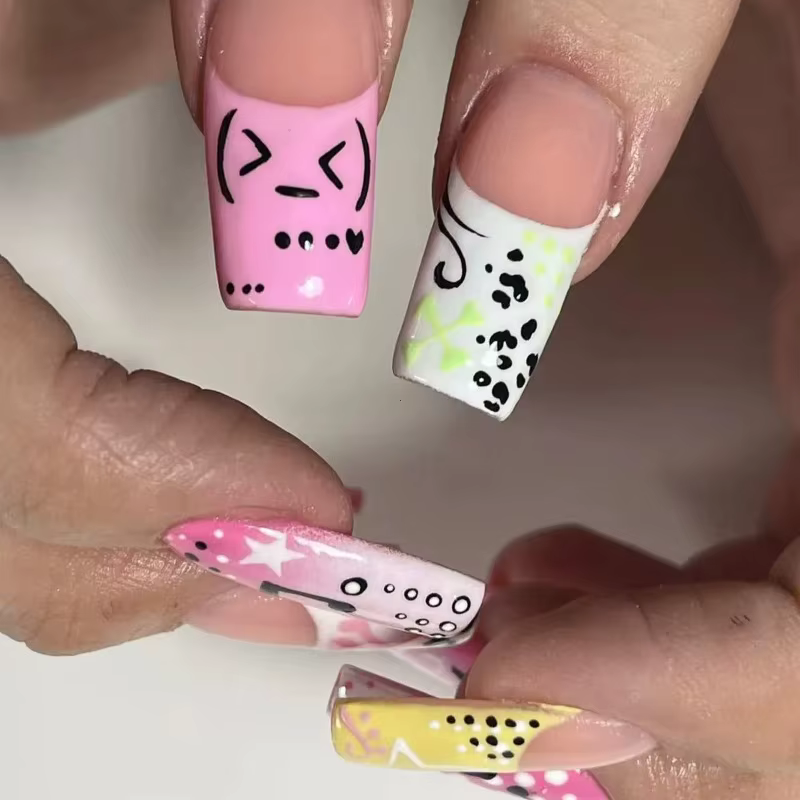 24 faux ongles style Y2K pour filles