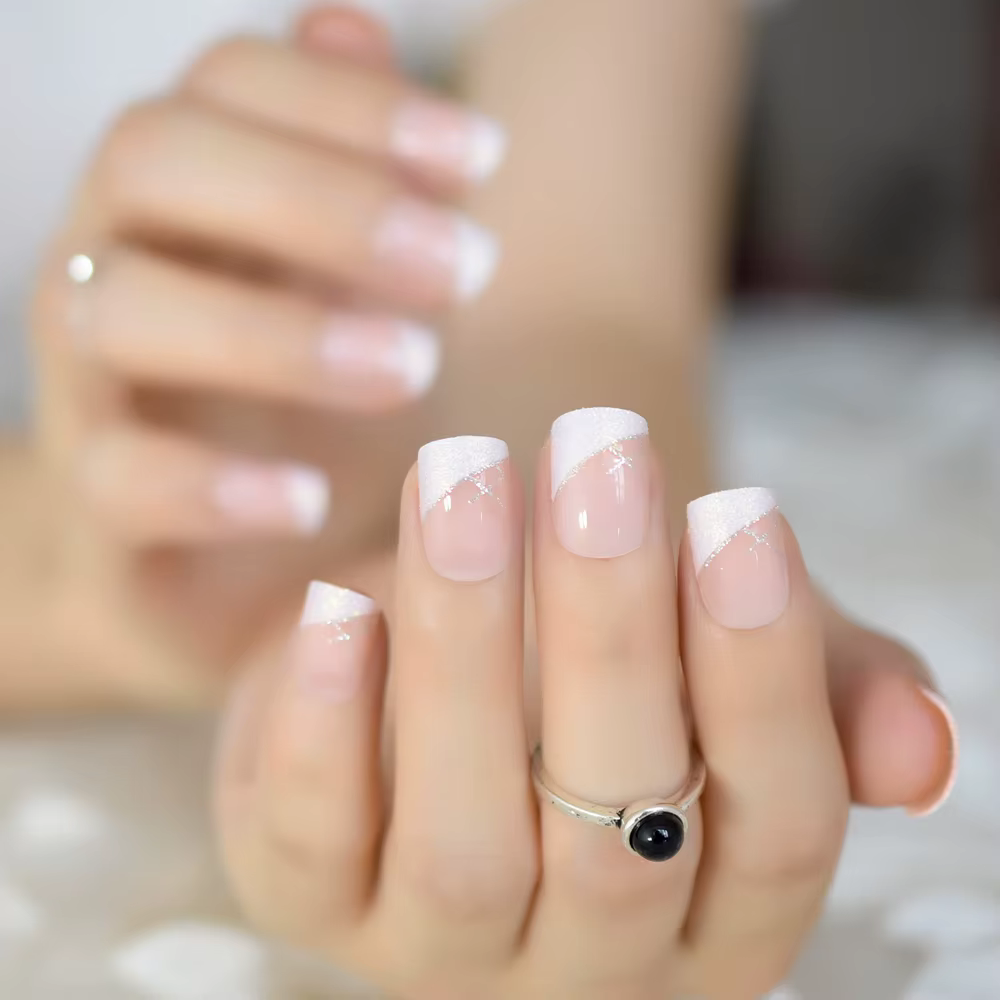Faux ongles français instantanés blancs irisés