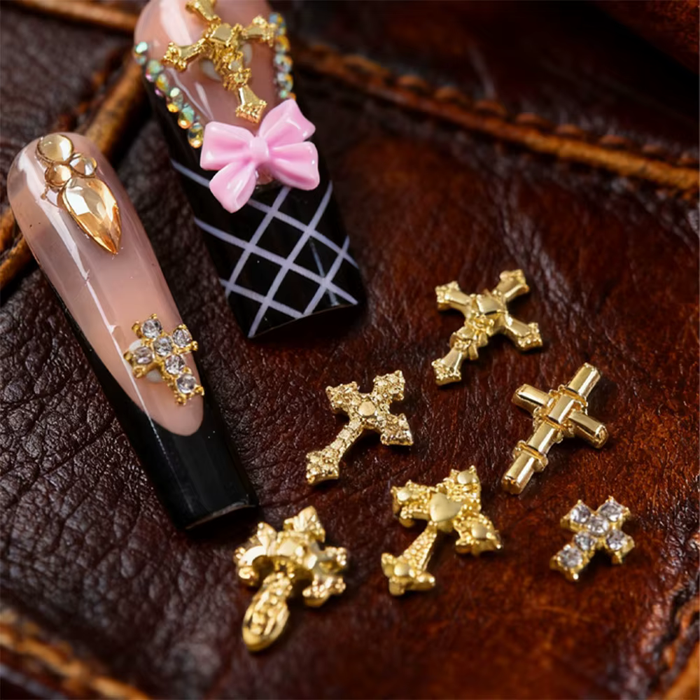 Ensemble de breloques croix pour ongles - Pierres 3D en alliage avec strass