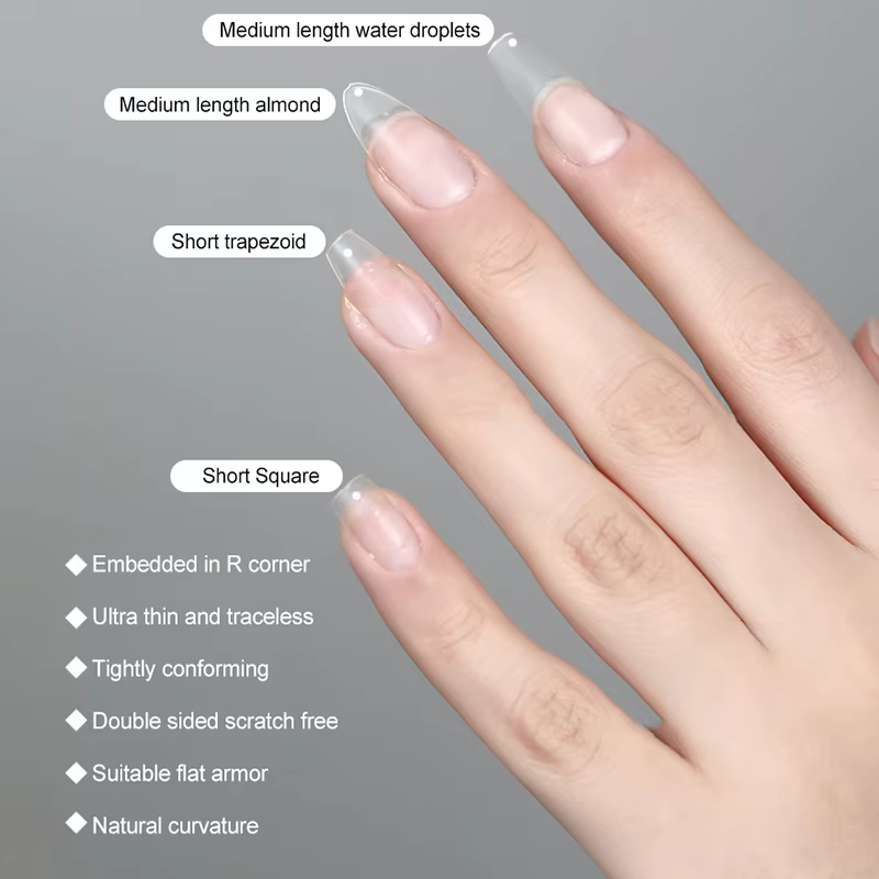 Faux ongles courts en amande givrée