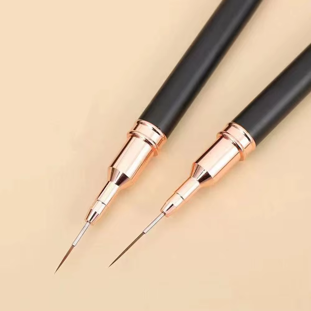Pinceaux noirs pour Nail Art