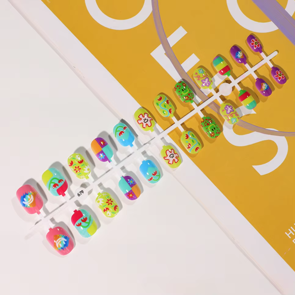Faux ongles mignons pour enfants