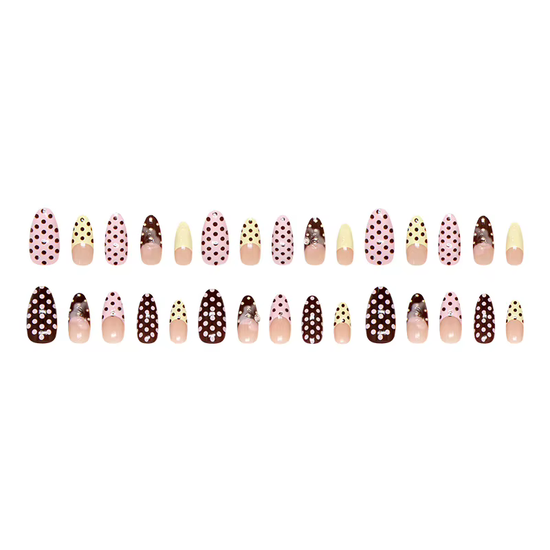 Faux ongles à presser en amande