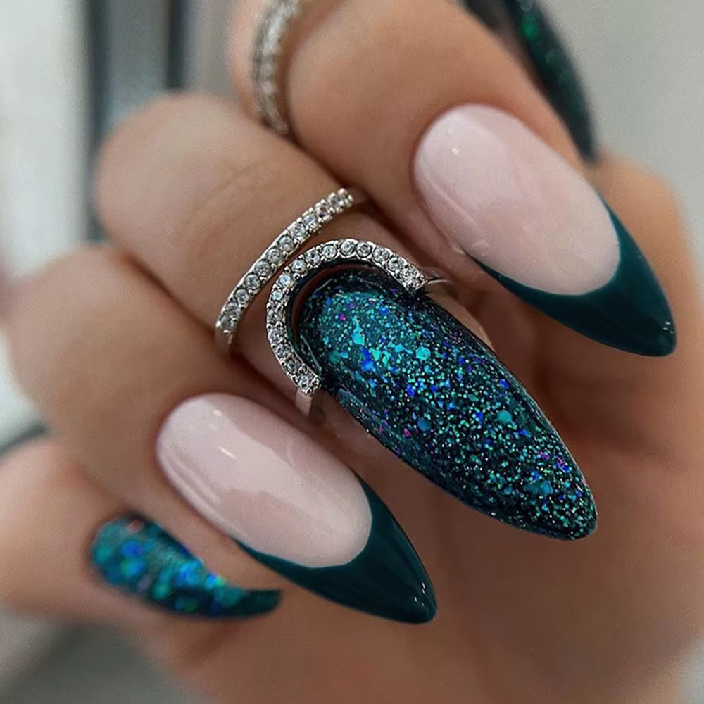 Faux ongles courts mi-longs pour femmes