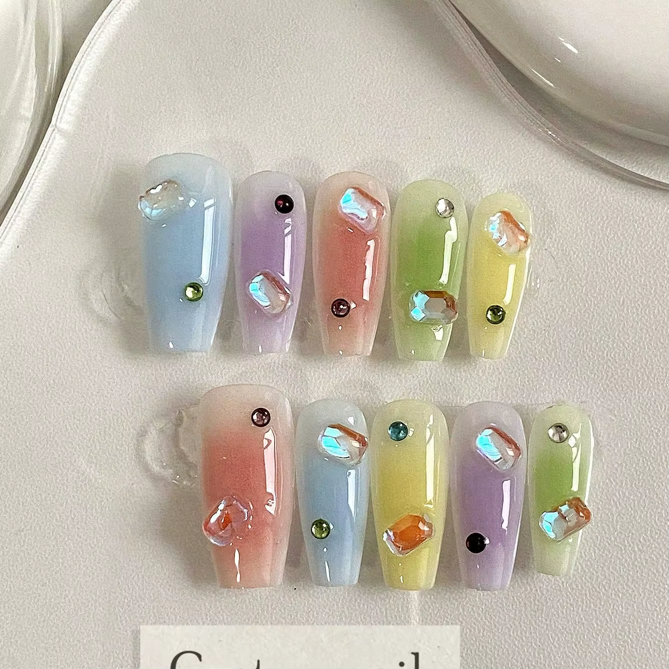 10 pièces de faux ongles en forme de cercueil pressés à la main