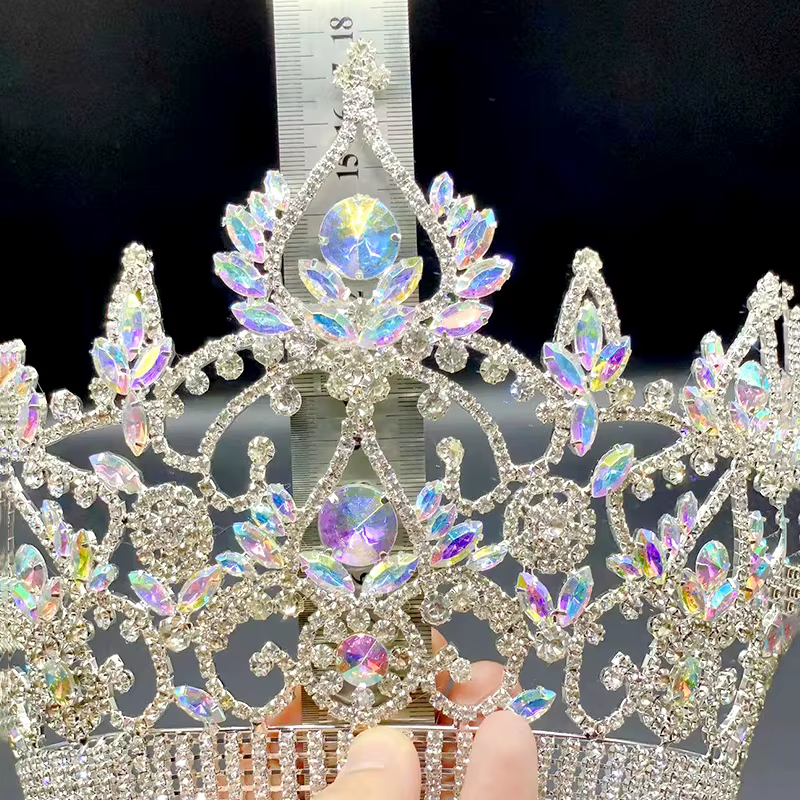 Diadèmes de couronne de reconstitution historique, bijoux de cheveux, accessoires de fête, spectacle de Rh, vêtements de sauna