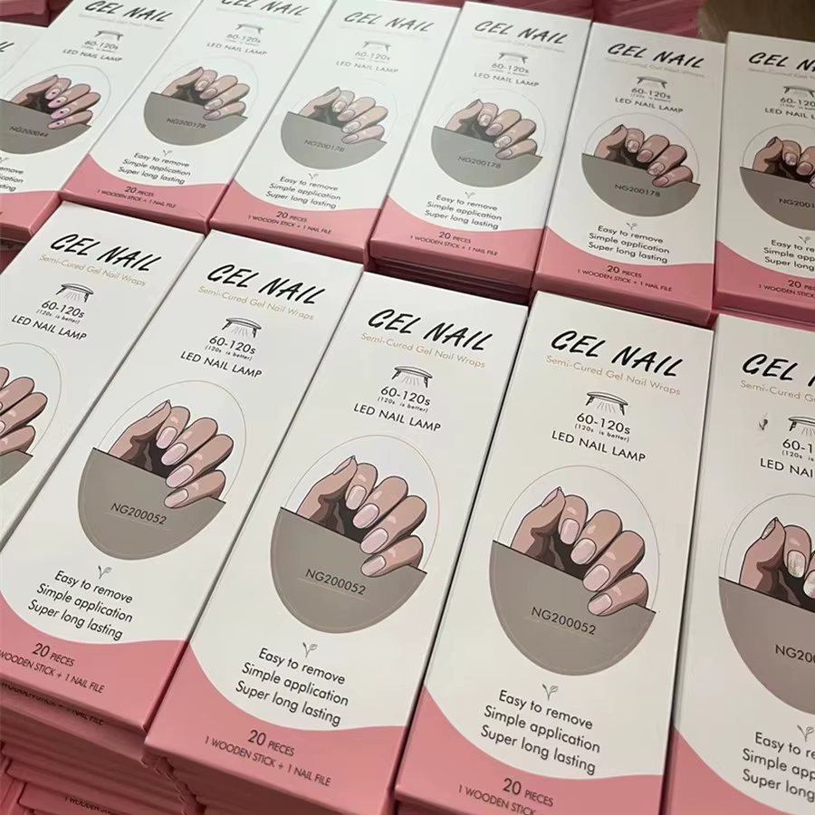 Enveloppes pour ongles semi-durcies