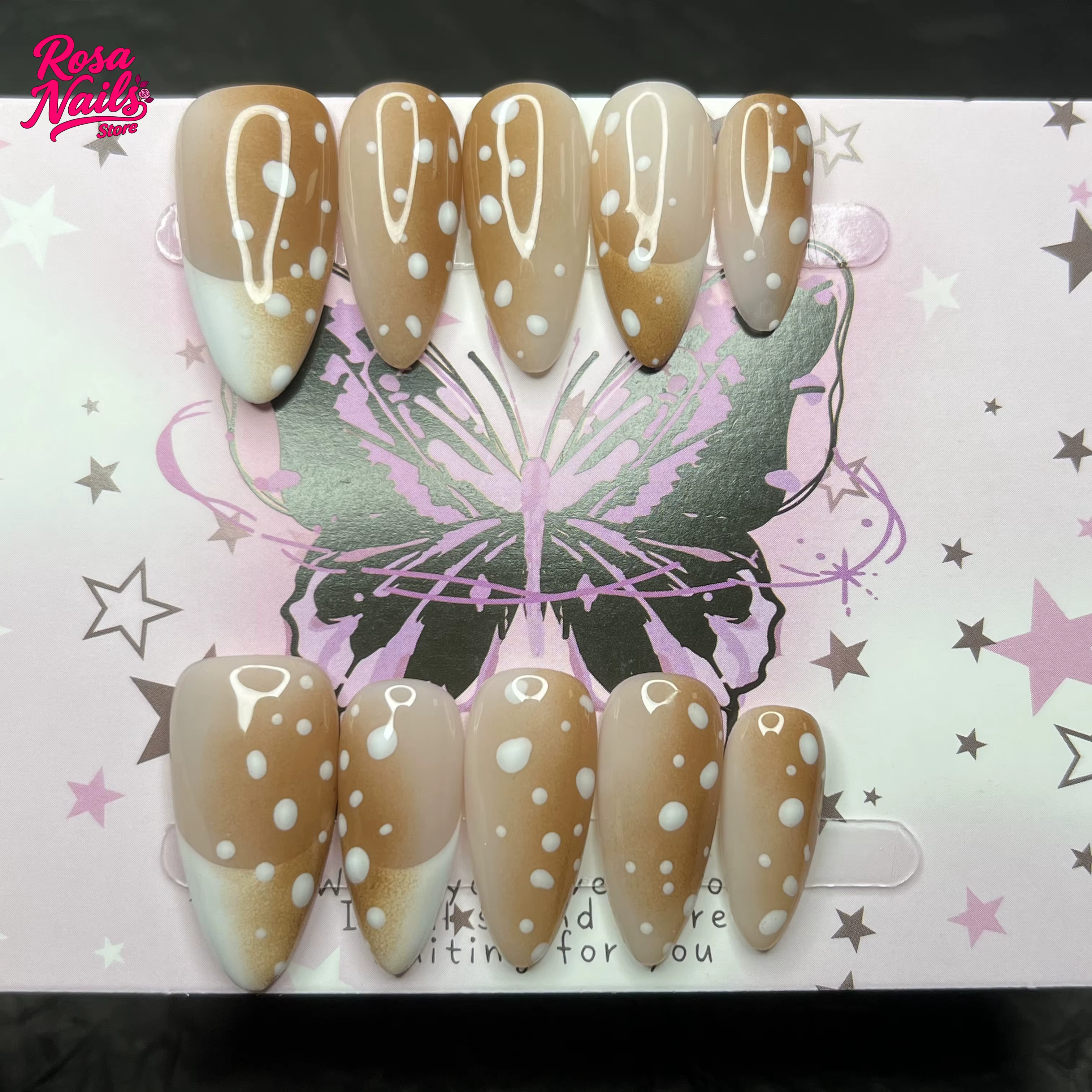 10 pièces presse à la main sur les ongles cerf impression peint